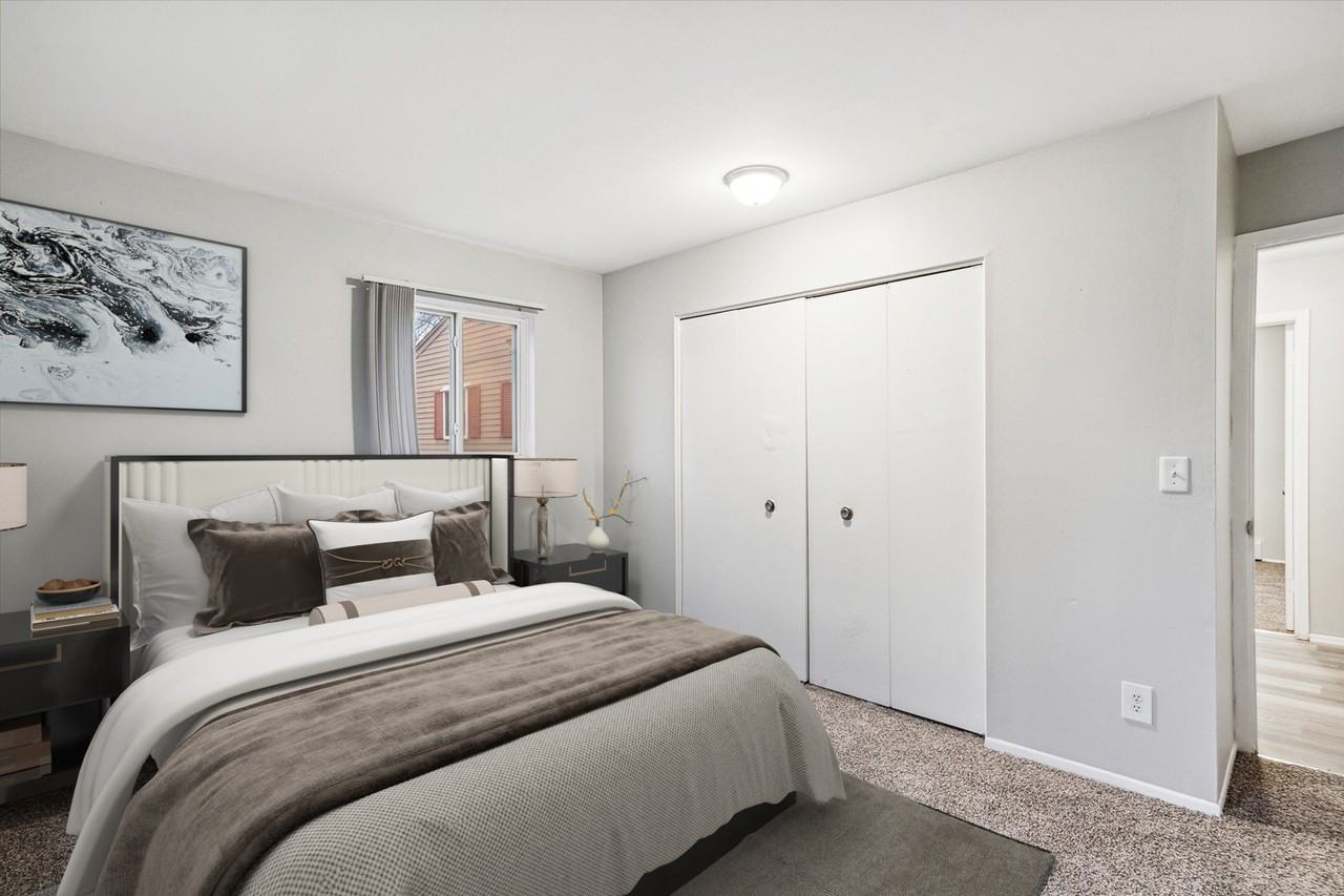 Village Grove - Photo 6 of 42