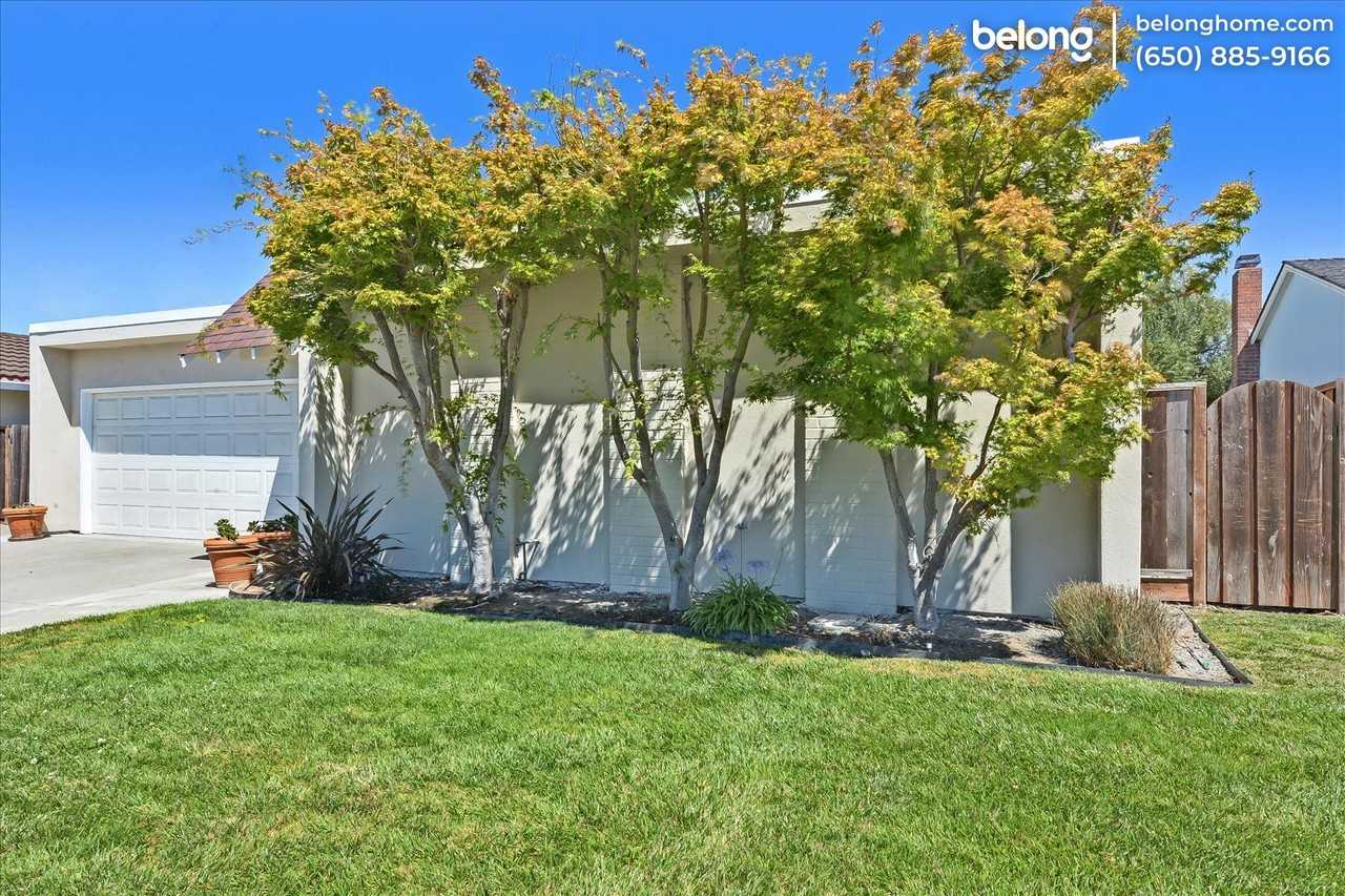 1102 Bounty Dr - Photo 2 of 42