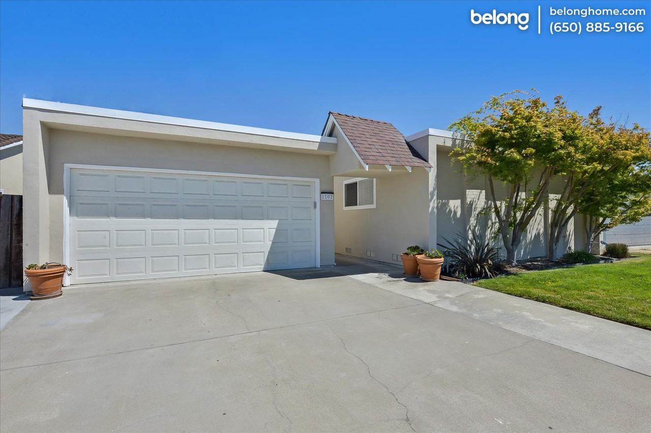 1102 Bounty Dr - Photo 3 of 42