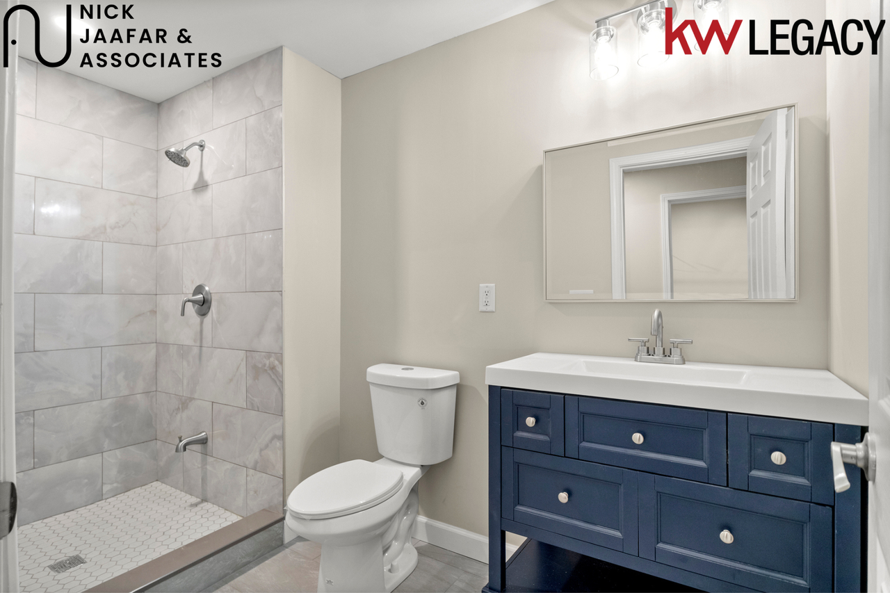 17138 Quarry St #1A - Photo 3 of 20