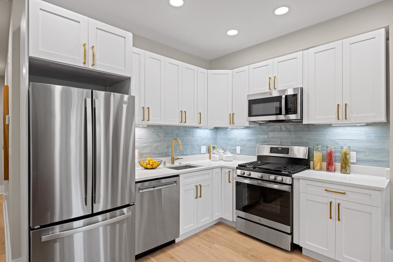 1810 N Capitol St Nw #3 - Photo 5 of 29
