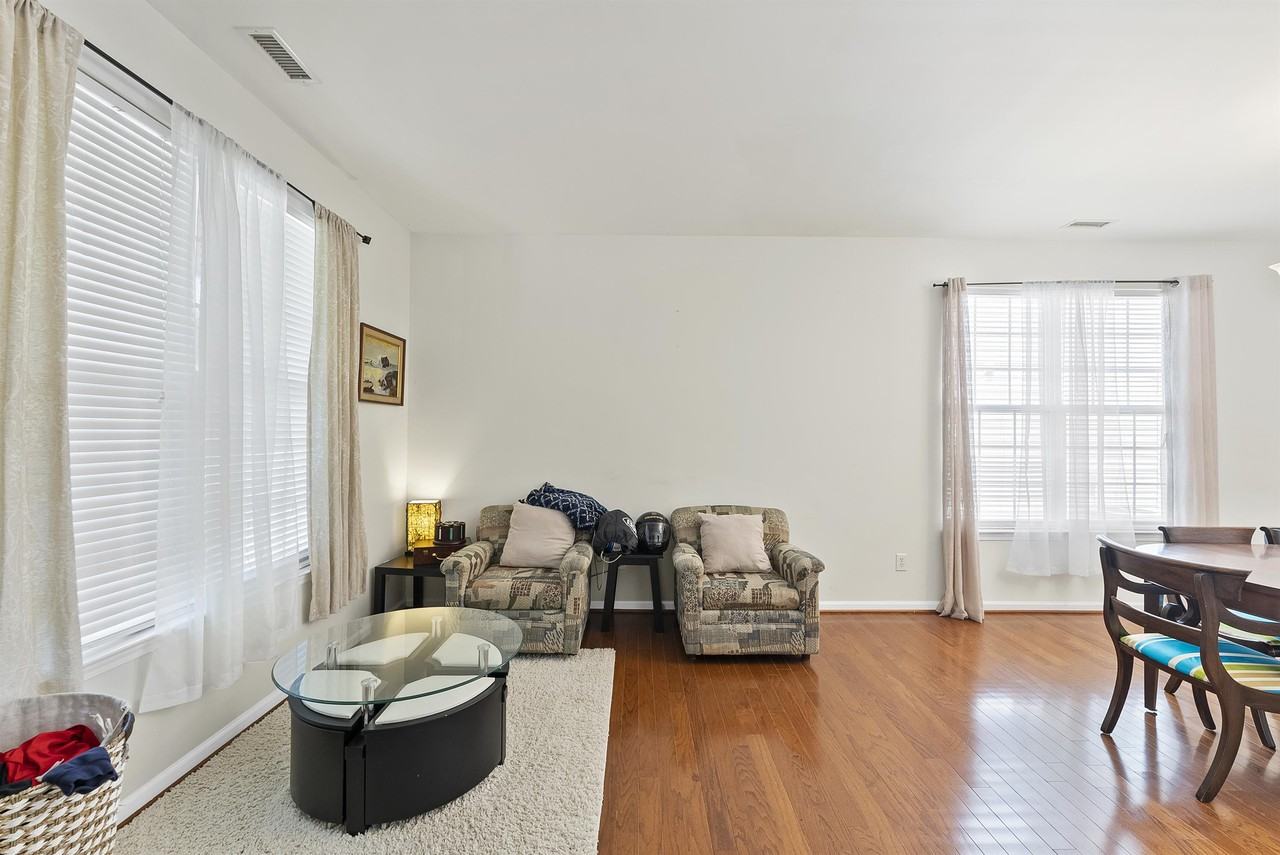 5524 Running Fox Ln #1 - Photo 4 of 50