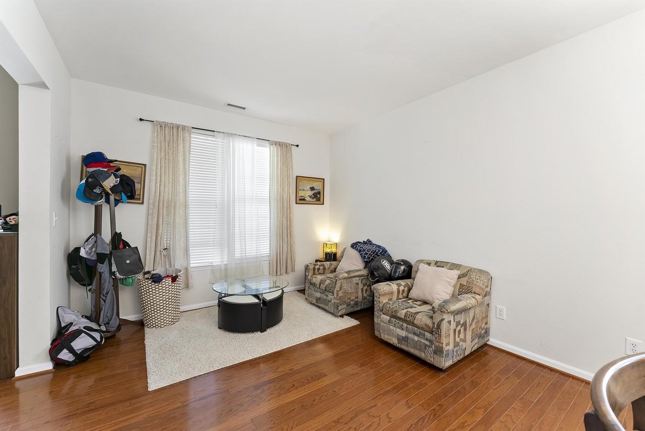 5524 Running Fox Ln #1 - Photo 5 of 50