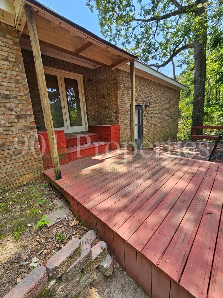 2258 Tidmington Dr #1 - Photo 6 of 35
