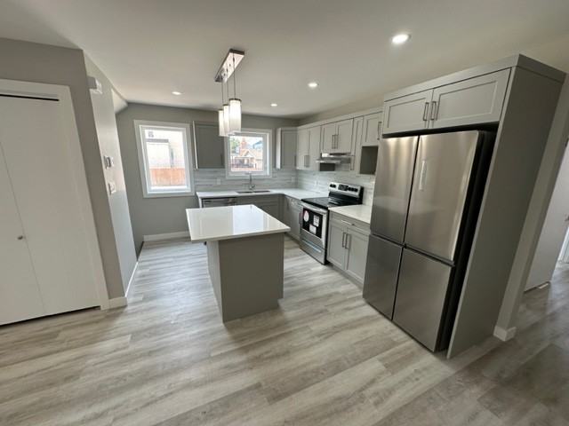 869 Hector Ave #2ndFL - Photo 3 of 19