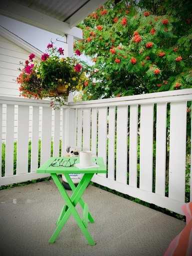 4531 47 St #A - Photo 3 of 30