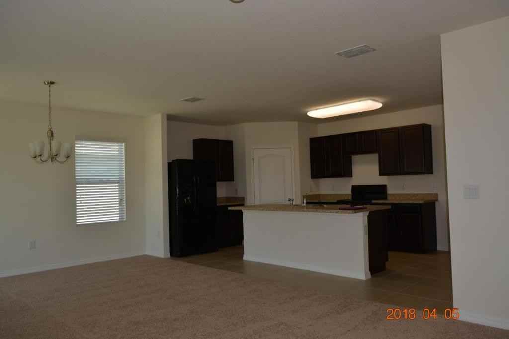 Roberta Dr - Photo 7 of 15