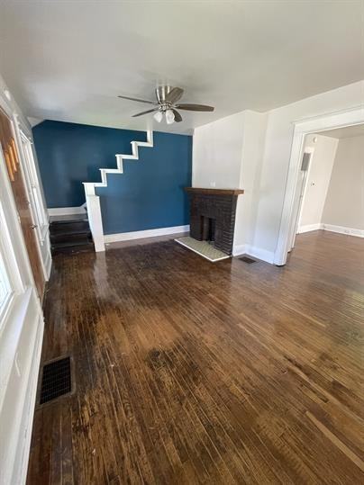 5721 Carthage Ave - Photo 2 of 8