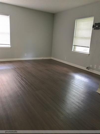 1031 24th Ave N - Photo 3 of 50