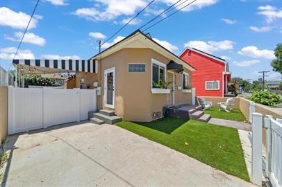 4115 E 14th St - Photo 2 of 10