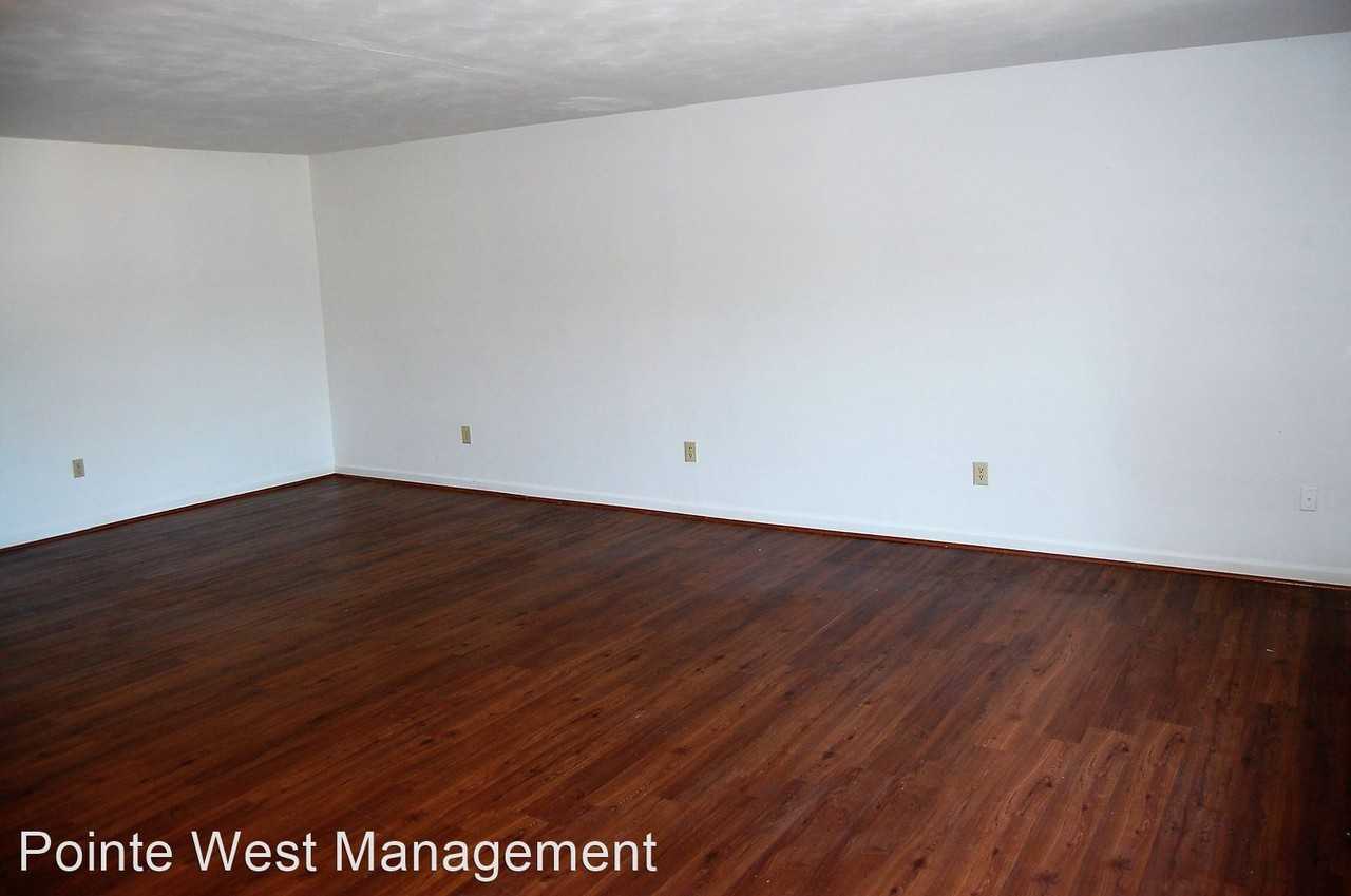 407 Laurence Lane - Photo 3 of 11