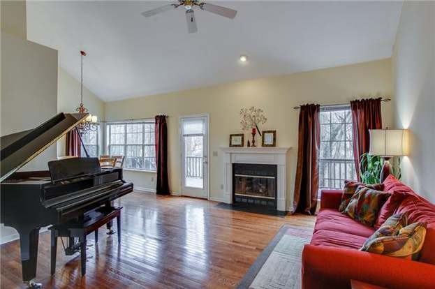 669 Magnolia Ln - Photo 2 of 20