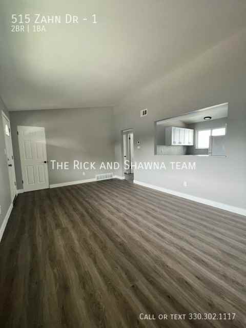 515 Zahn Dr #1 - Photo 3 of 10