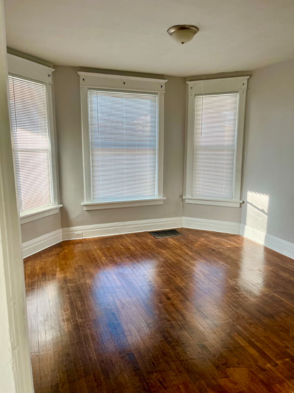 2182 S Muskego Ave - Photo 2 of 12