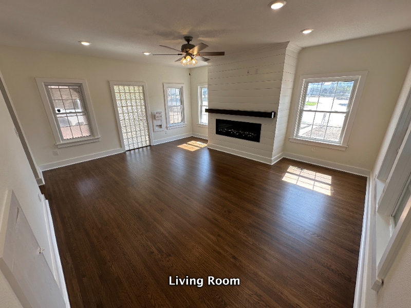 2621 S University Dr - Photo 3 of 34