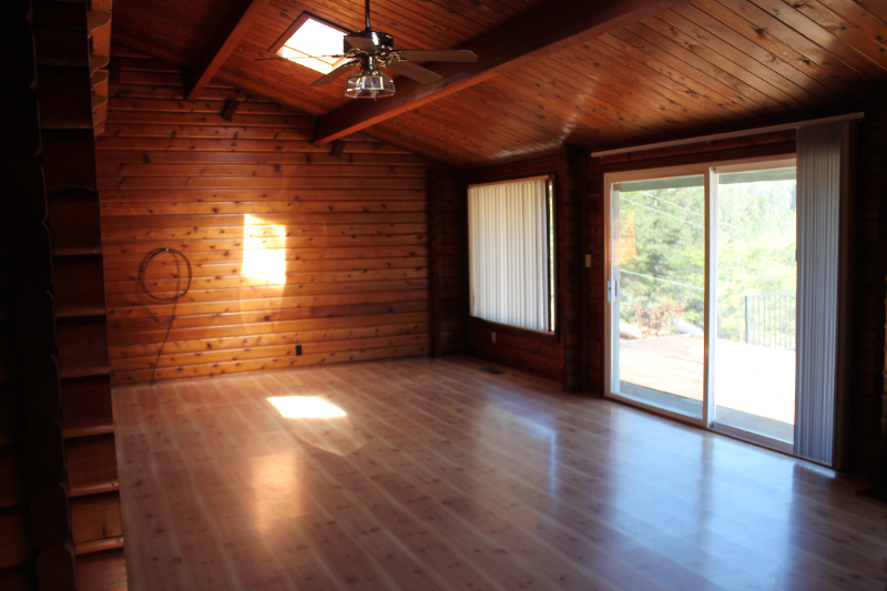 205 W Weimar Cross Rd - Photo 2 of 9