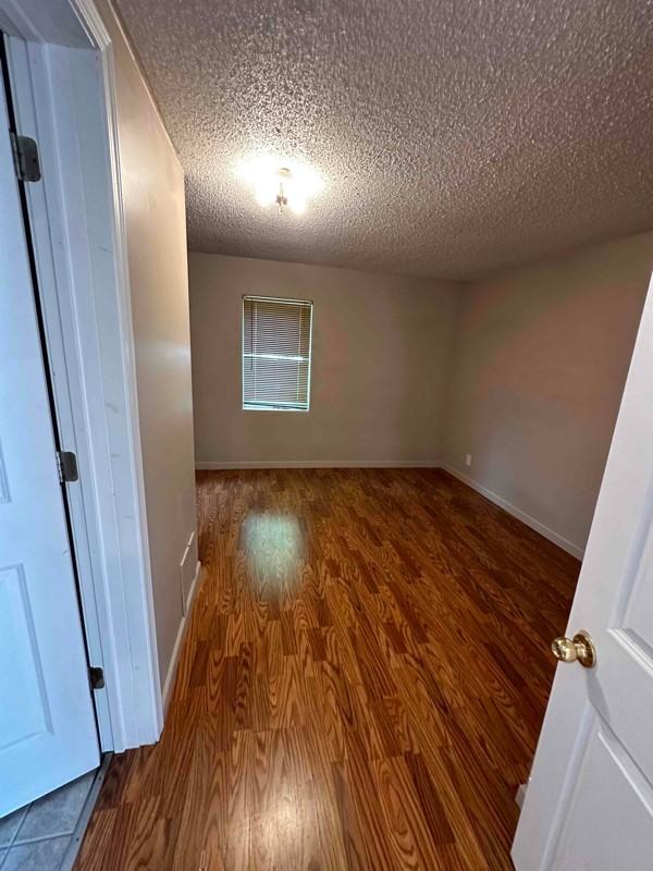 1024 Labree Ave N - Photo 3 of 6