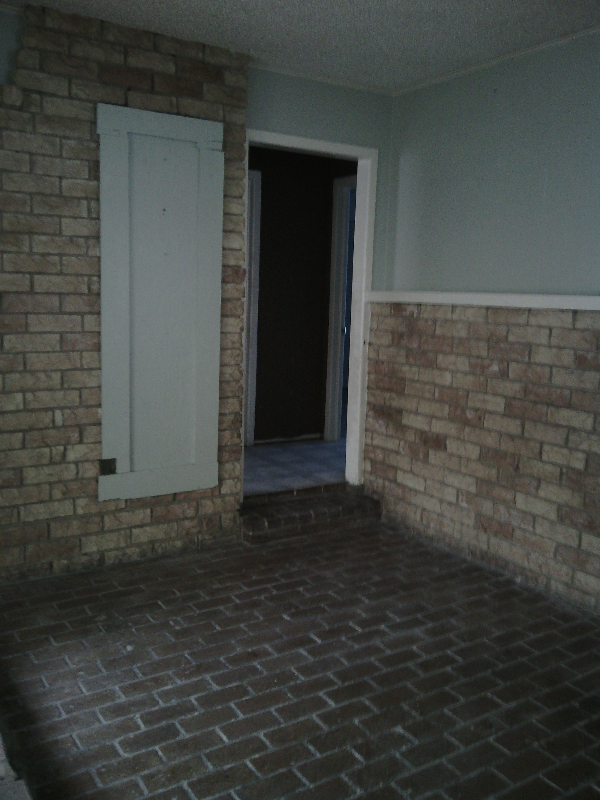 2323 Hicks Ave - Photo 6 of 7