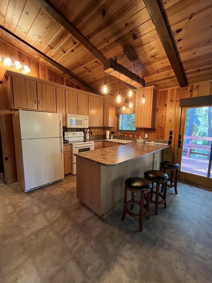 510 Little Mountain Ln #1 - Photo 3 of 23