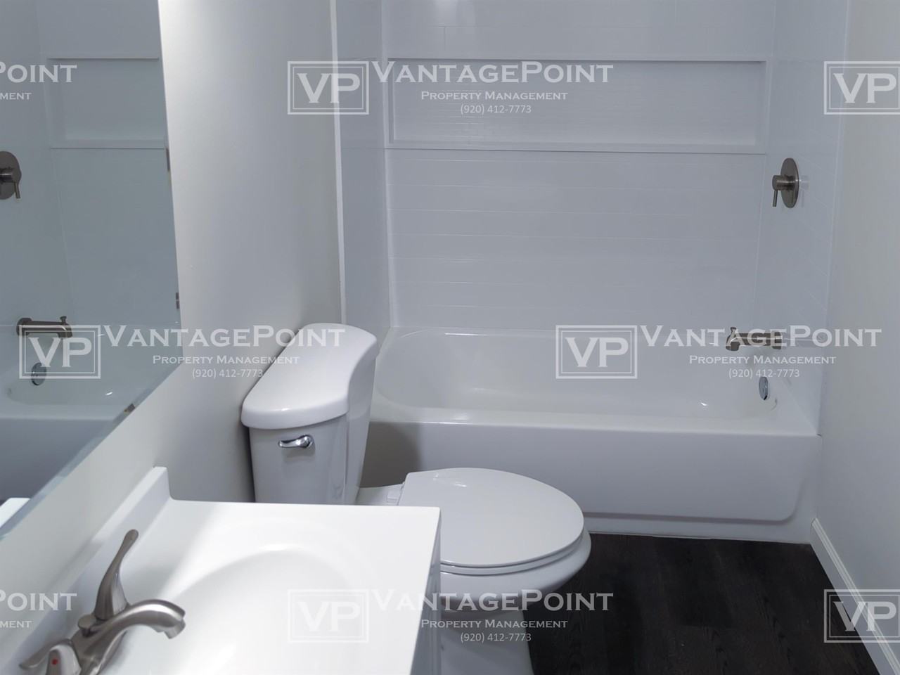 121 S Cecil St Uppr - Photo 3 of 10