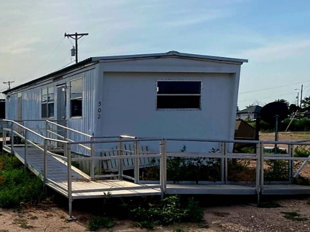 502 N Avenue F #1 - Photo 2 of 8