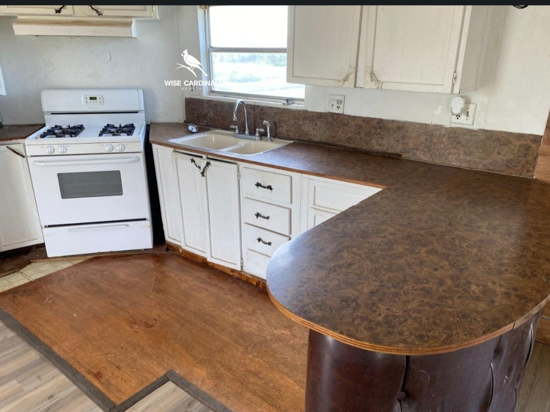 509 May St #1 - Photo 2 of 8