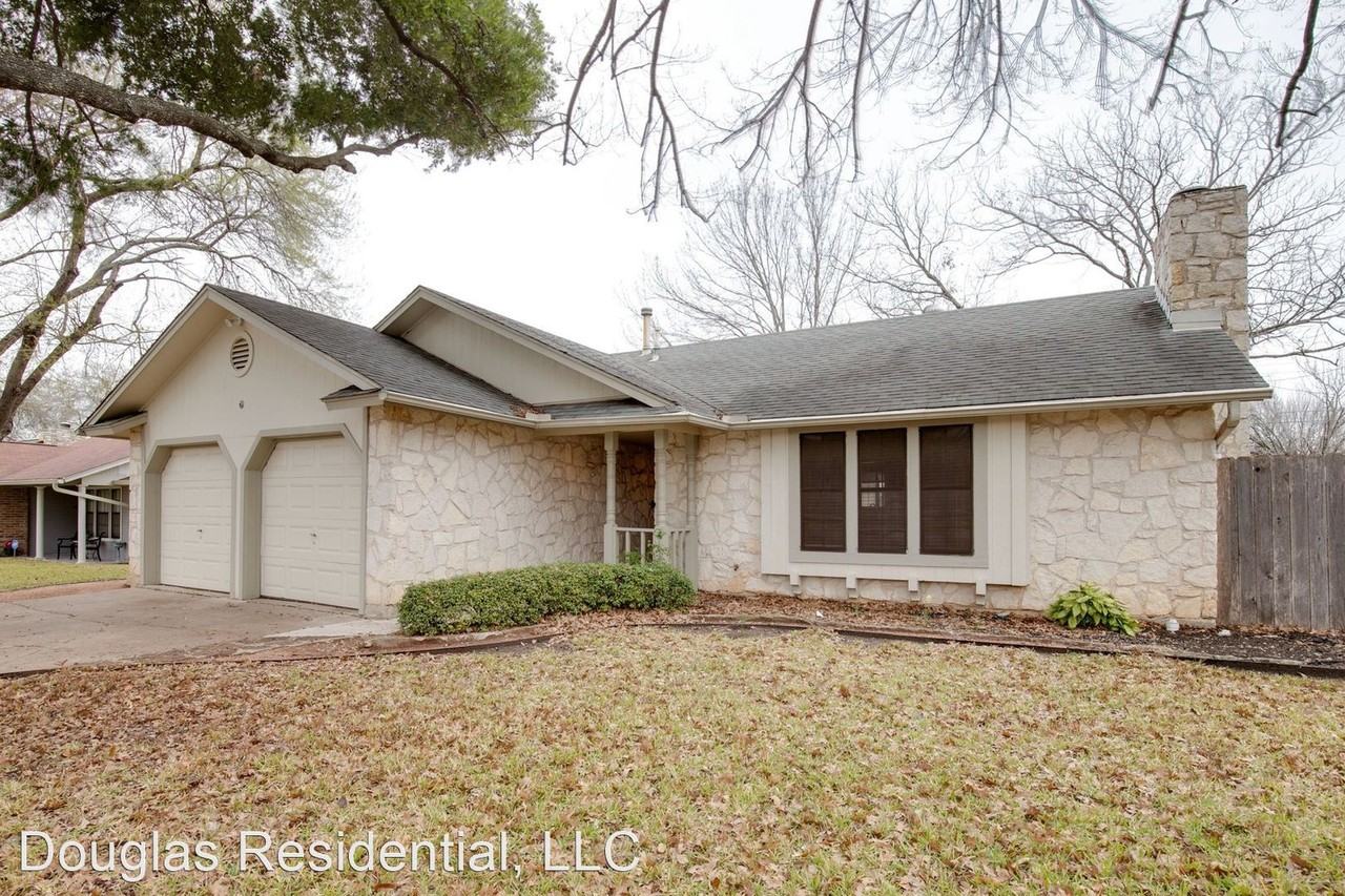 2313 Oxford Blvd - Photo 2 of 25