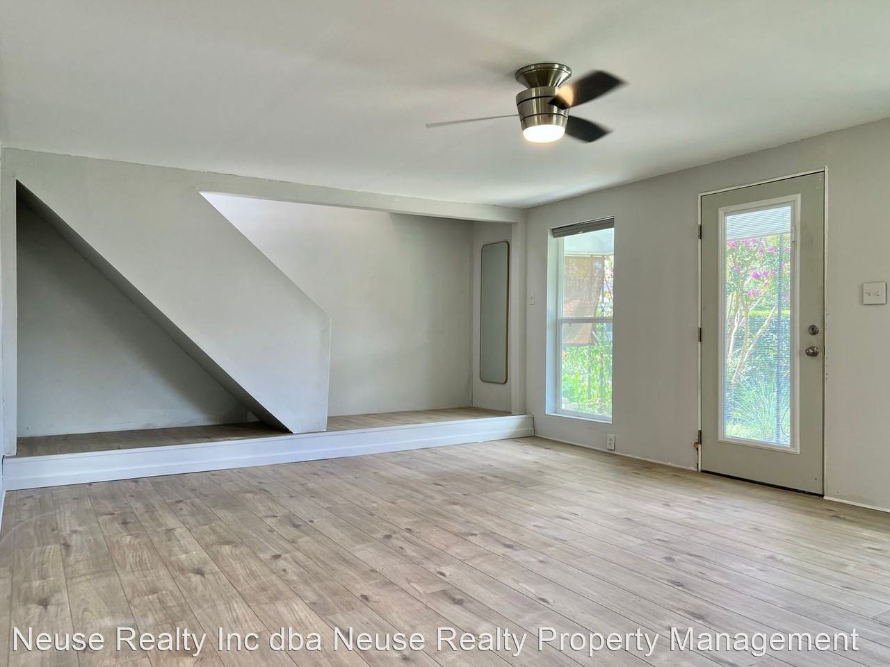 814 N C St - Photo 3 of 35