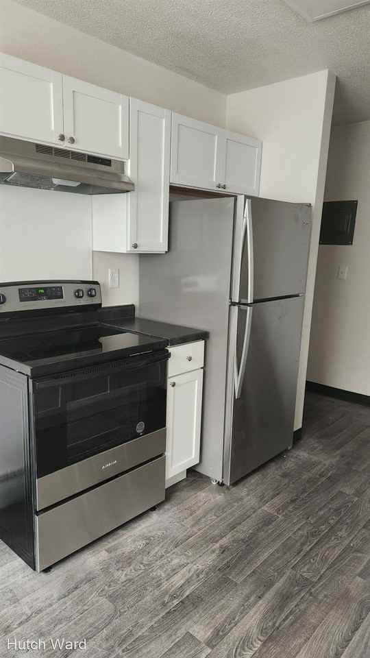 221-231 Freemont Ave SE - Photo 3 of 24