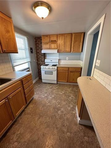 828 Cherokee St - Photo 2 of 13