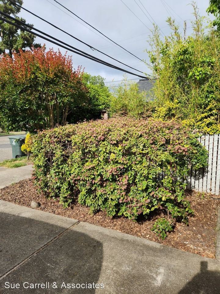 1064 Mcconnell Ave - Photo 2 of 13