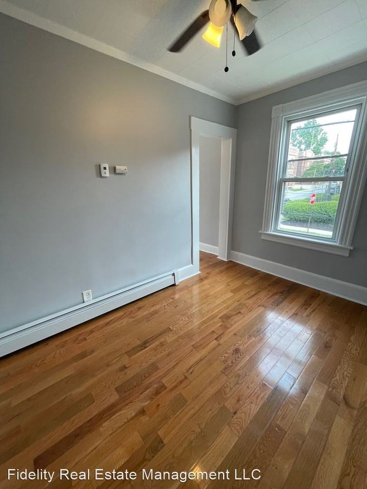 18 West St. - Photo 2 of 6