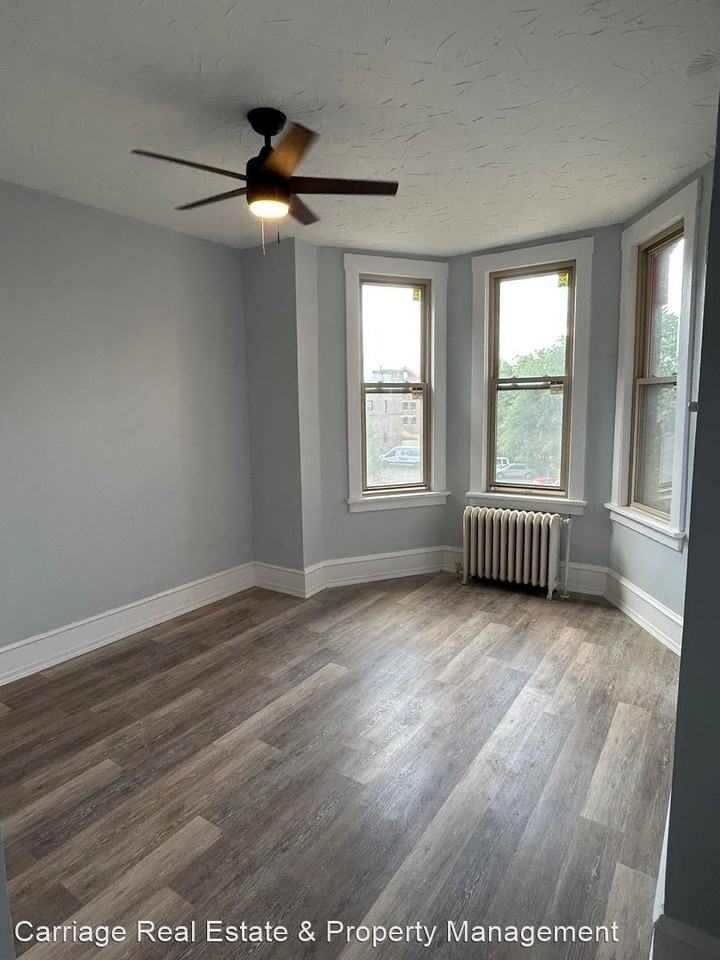 212-214 DuPage - Photo 3 of 8