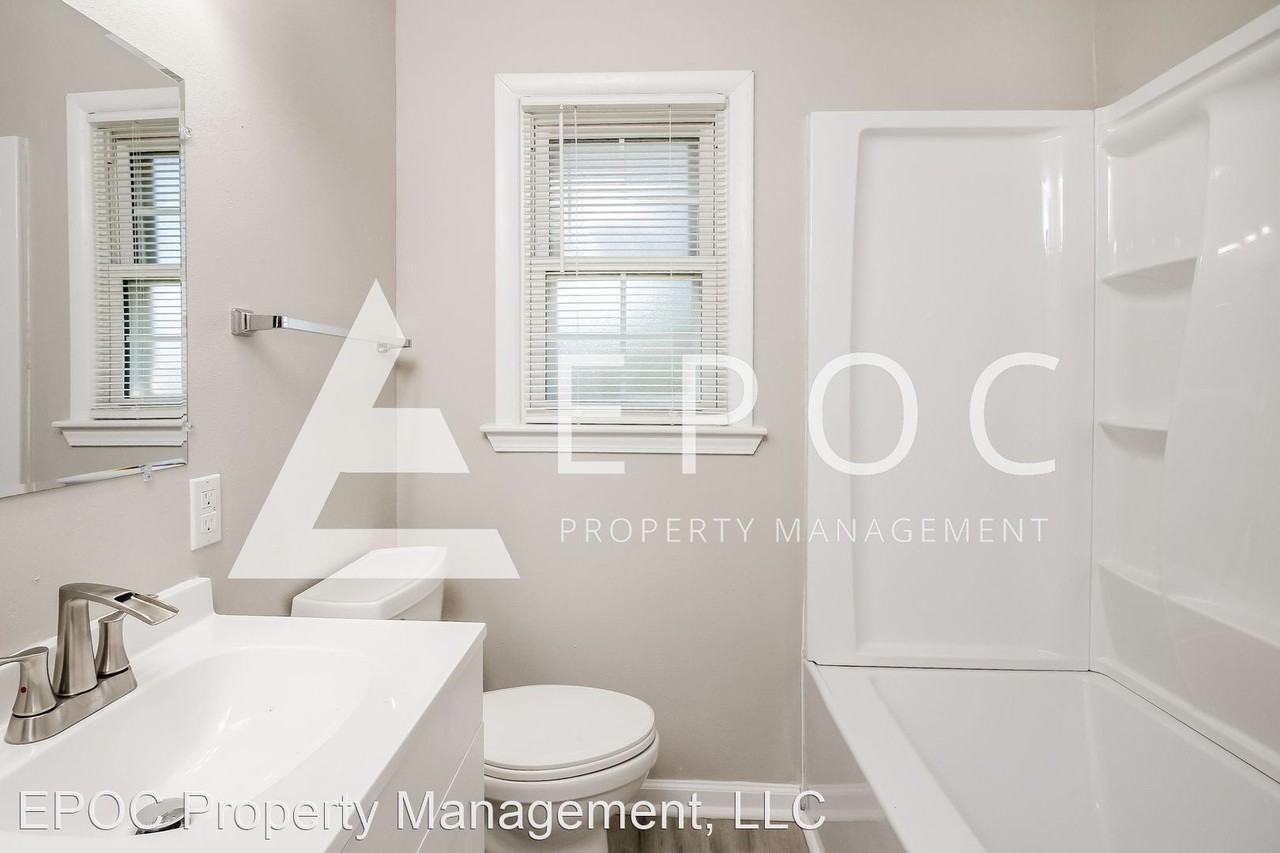 9119 E Newton Pl - Photo 3 of 46