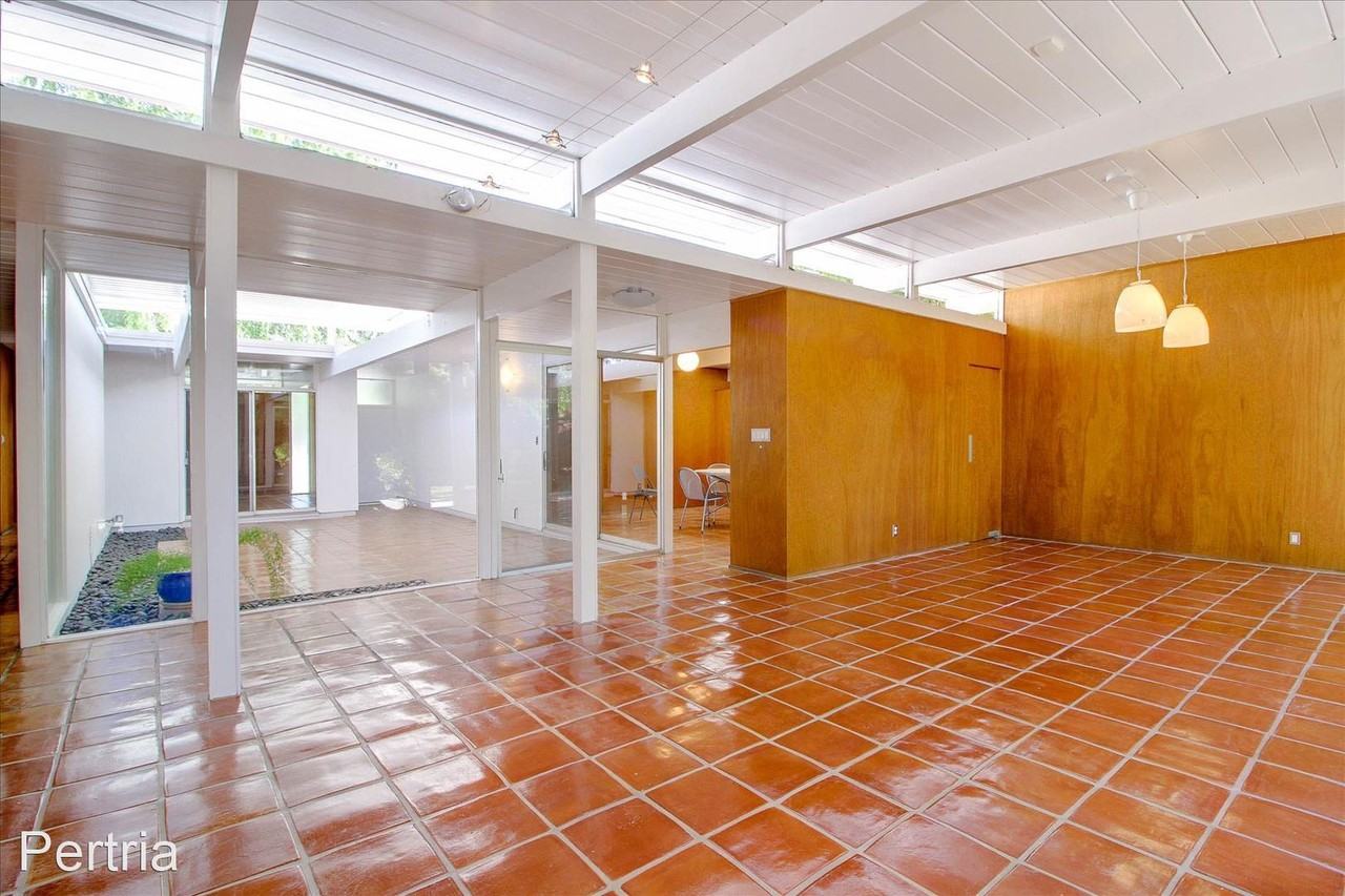 1665 Fairorchard Ave - Photo 3 of 11