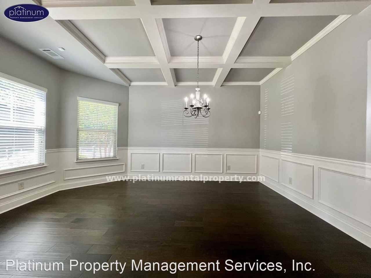 2435 Kemp Dr - Photo 3 of 32