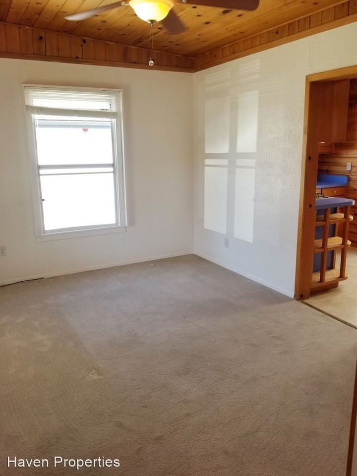 331 Trinidad St - Photo 2 of 13