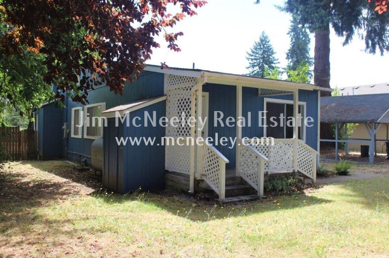 52564 North Rd - Photo 2 of 28