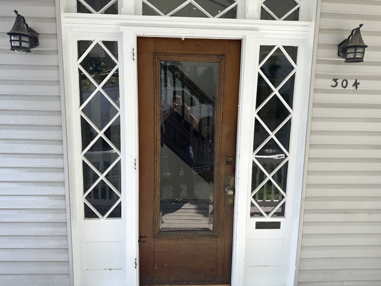 304 N Waverly Ter - Photo 3 of 14