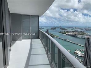 488 NE 18th St - Photo 3 of 6