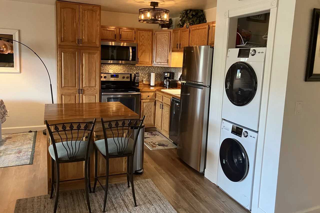 150 Evergreen Rd - Photo 3 of 18