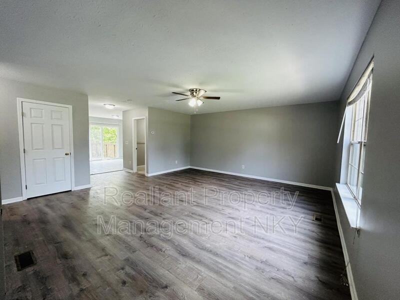 13 Shenandoah Dr - Photo 2 of 20