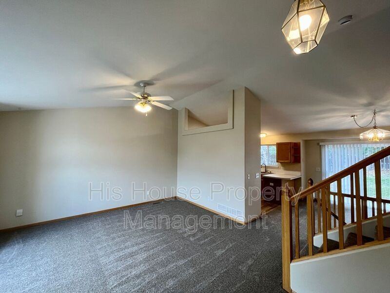 2738 Indian Peaks Pl - Photo 3 of 27