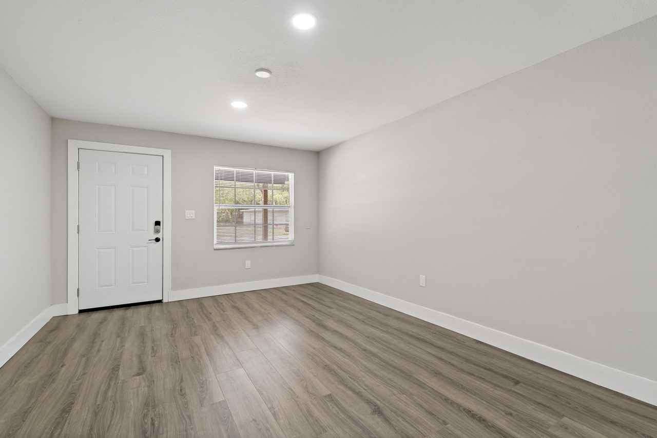 3810 S Randall St #B - Photo 7 of 46