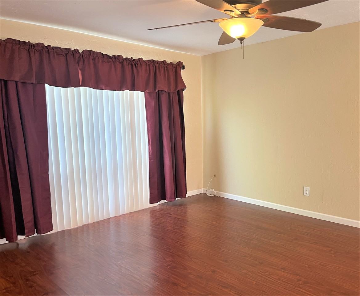 1061 N Via Verano - Photo 3 of 17