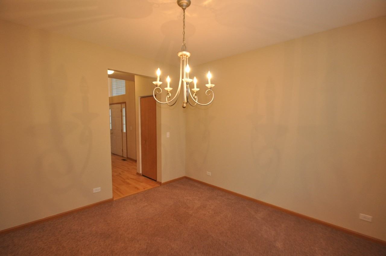 4359 Thornwood Ave - Photo 2 of 8