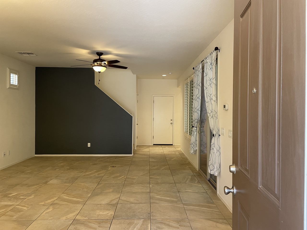 17460 N 92nd Gln - Photo 4 of 30