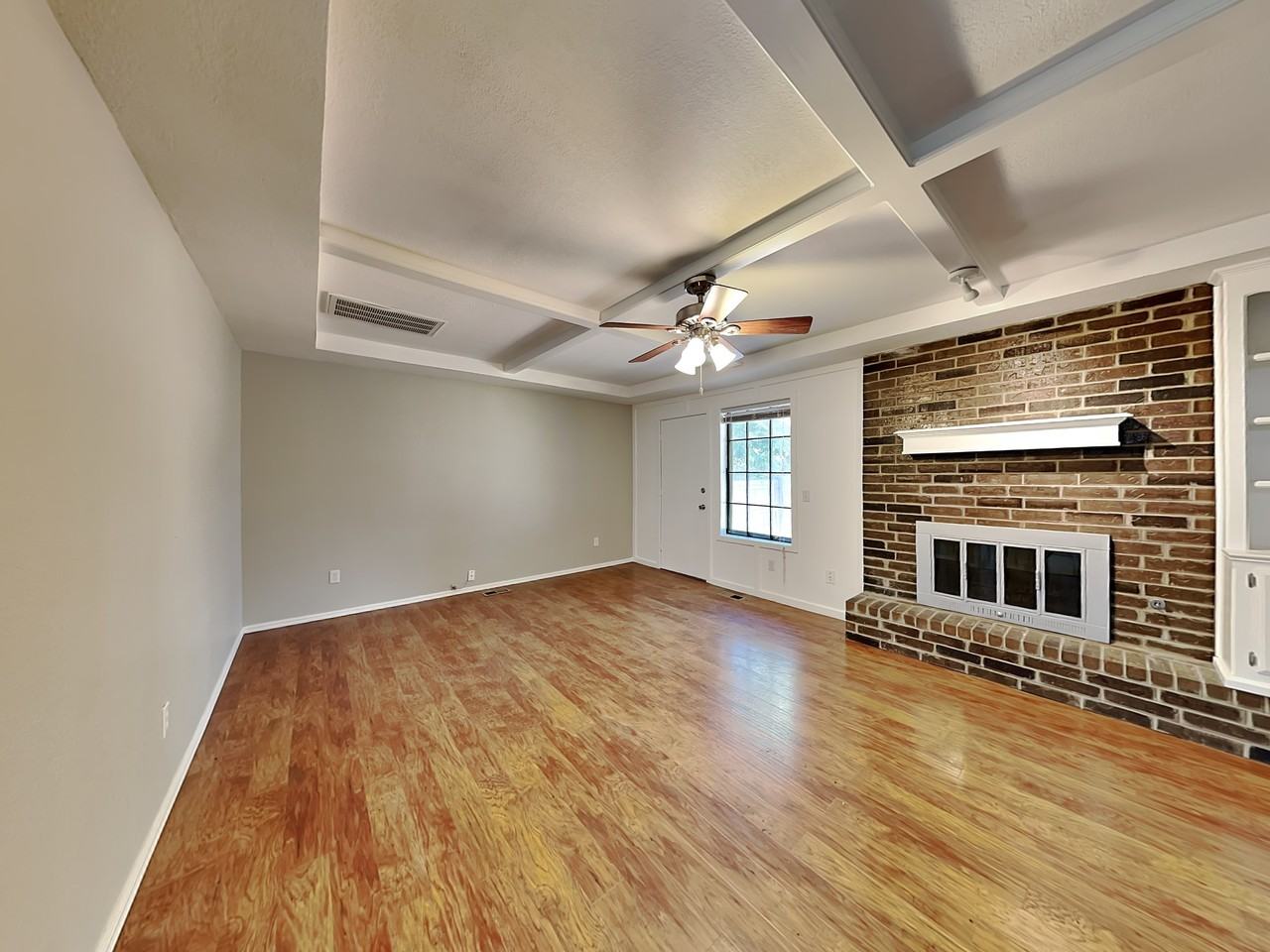 1817 Tim Dr - Photo 2 of 17