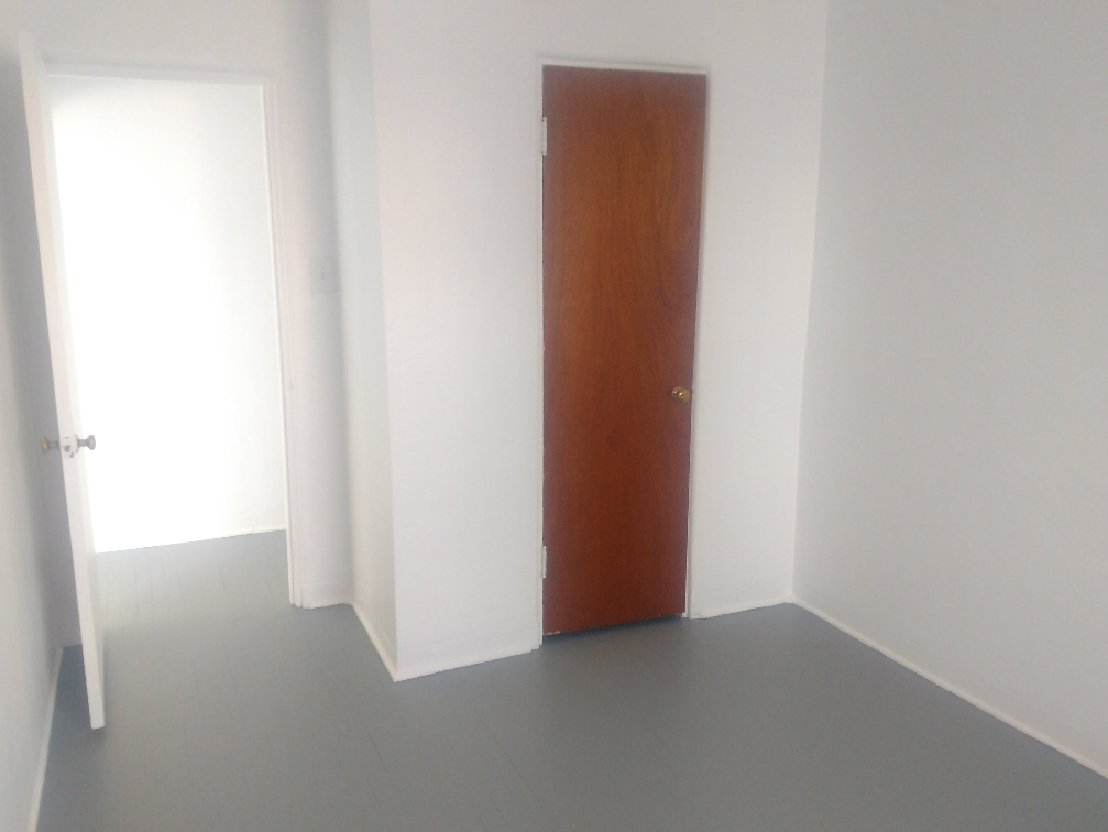 323 Truman St Ne - Photo 6 of 24