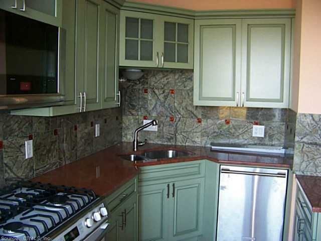 776 Quinnipiac Ave - Photo 3 of 35